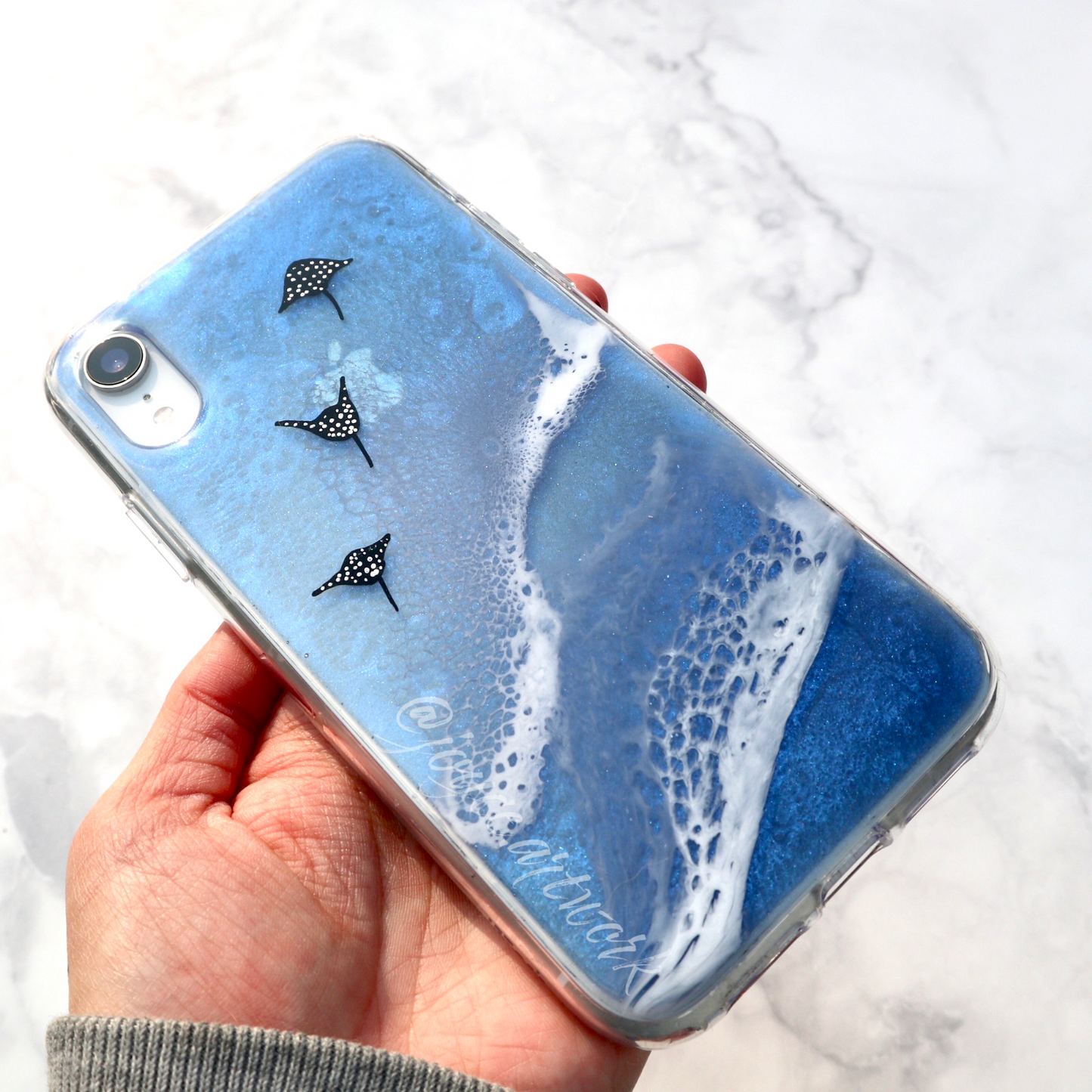 iPhone XR phone case with spotted rays